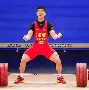 举重赛场再起风云：剑门鲨队队险胜吴越独角兽队，赛场气氛火爆年轻人站出来了